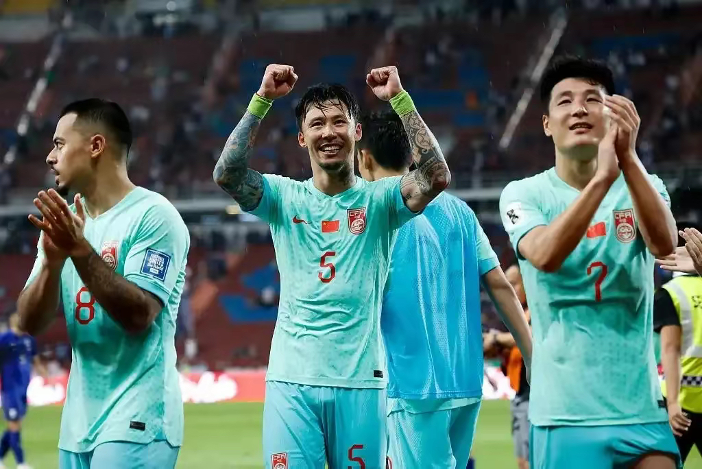 福建队组织配合默契，狂胜对手，赢得全场掌控的简单介绍