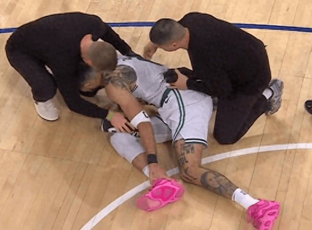 塔图姆回归赛场，精彩发挥首场状态亮眼，利物浦观众沸腾！